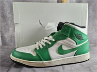 AIR FORCE 1 LUCKY GREEN SIZE 13 USED