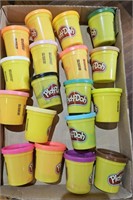 PLAY-DOH 18 COLORS NEW