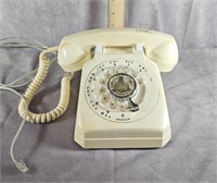 ROTARY DESKTOP PHONE STROMBERG - CARLSON