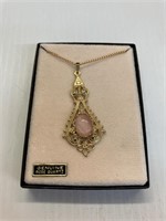 18" Necklace w/ Rose Quartz Stone