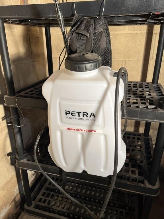 Petra Power Sprayer W/Caddie
