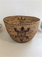 Awesome Native American basket 6" t x 10" d