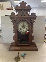 E. Ingraham Co. Mantle Clock
