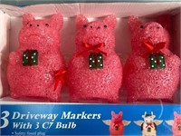 Box of 3 Pig with wings light up Christmas