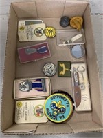Assorted Vtg Pins and Patches