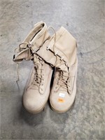 Military Type Size 10.5W Boots