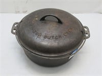 Griswold number 9 cast iron dutch oven with lid