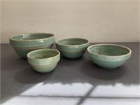 4 Soft Green Vintage Bowls