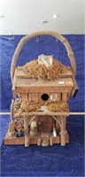 (1) Wooden Decorative Bird House