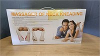 KNEADING NECK MASSAGER IN BOX