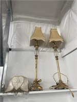 2 pineapple style lamps