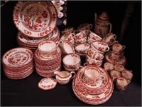 113-piece set of Spode china Indian Tree