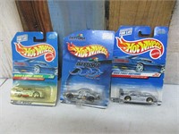 3 Hot Wheels 1997, 1998 & 2000 -in packages