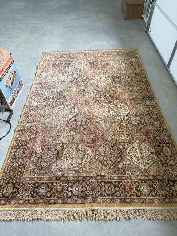 Vintage Oreintal rug, Approx 90 x 58