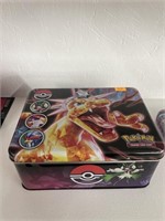 Pokémon tin w/ cards