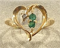 Marked 10K Gold & Green Stone Ring Sz 6