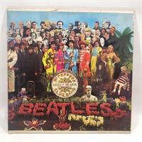 Vinyl Record: Beatles Sgt Pepper's no/booklet