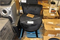 vanity stool/chair