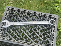 1 3/8 INCH PITTSBURG HEAVY STEEL WRENCH