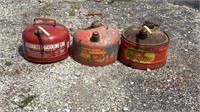Metal 2 gallon gas cans