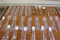 Gorham Sea Rose Sterling Silver 28 Piece Flatware