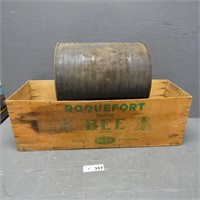 Roquefort Cheese Bee Wooden Box - Powder Can