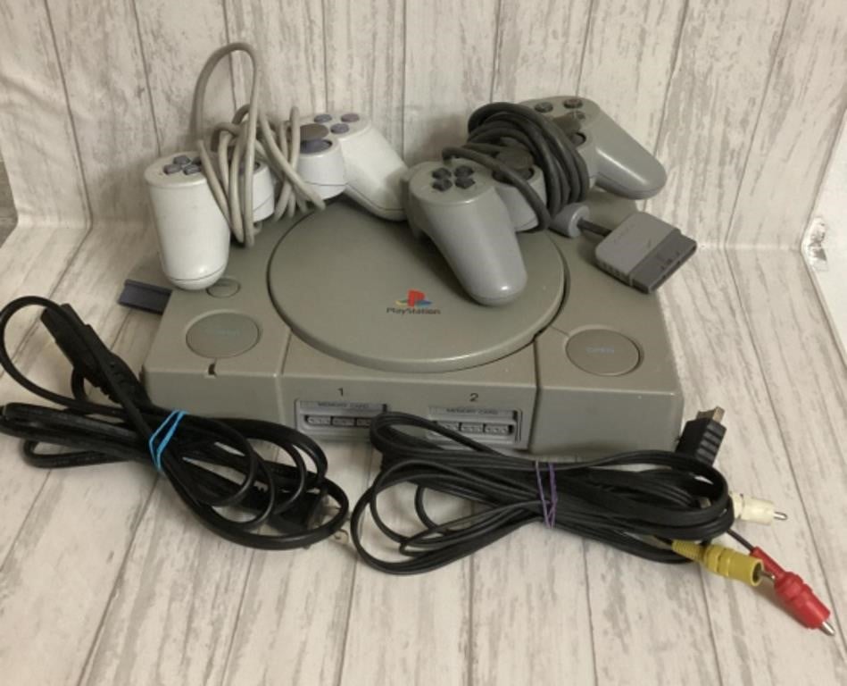 Playstation Model SCPH-7501 - All Cords WORKS