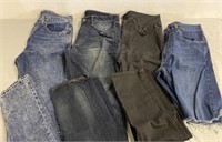 3 Levi’s Pants & 1 Shorts Size 34 and 34x36