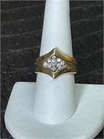 14K GOLD DIAMOND RING