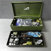 Plastic GI JOE Footlocker w/ Weapons & Accessories