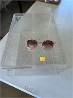 CONTAINERS & SUN GLASSES