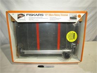 Friskars 12" / 30cm Rotary Trimmer