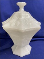 Vintage Anchor Hocking Covered Compote Milk Glass