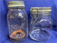 Ball jar with zinc lid and Ermetico jar with wire