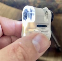 UV/LIGHTED LOUPE MAGNIFIER