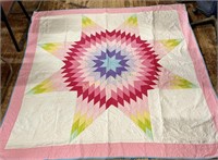 COLORFUL LIGHTWEIGHT QUILT