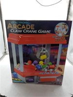 Arcade claw crane game