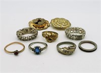 7 Fashion Rings & 2 Button Covers