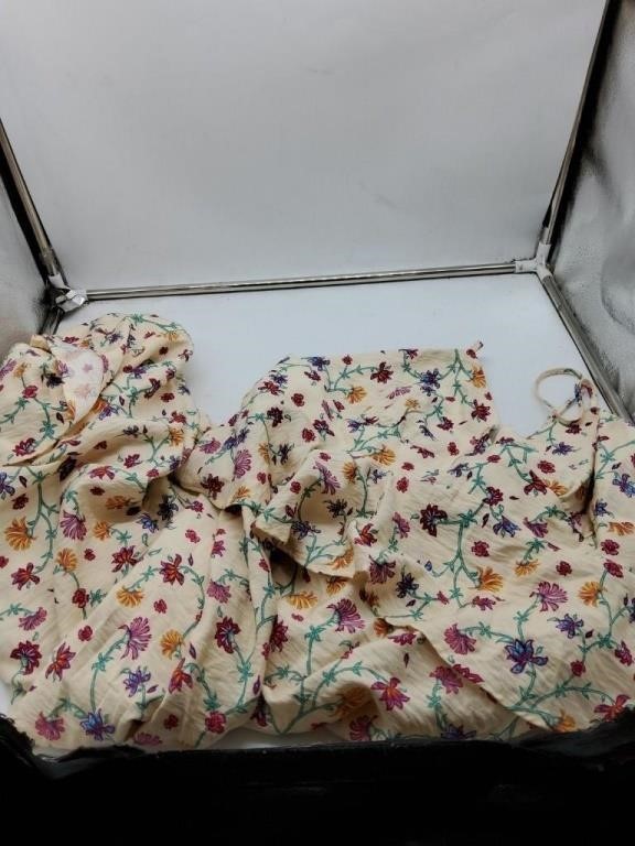 Future collective size 14 flowers dress