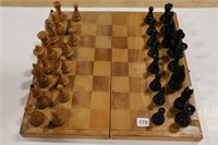CHESS BOARD WITH MEN