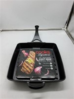 Cooks 10" square grill pan