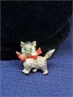 Silver tone cat brooch
