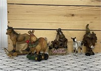 Horse lot 1999 Breyer black and white, ornaments