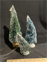3 Christmas trees