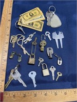 Vintage key junk drawer lot crafting