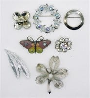 (7) Silver tone Brooches