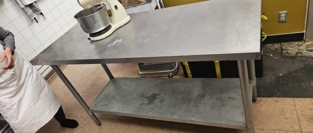 5 ft x 24 in table