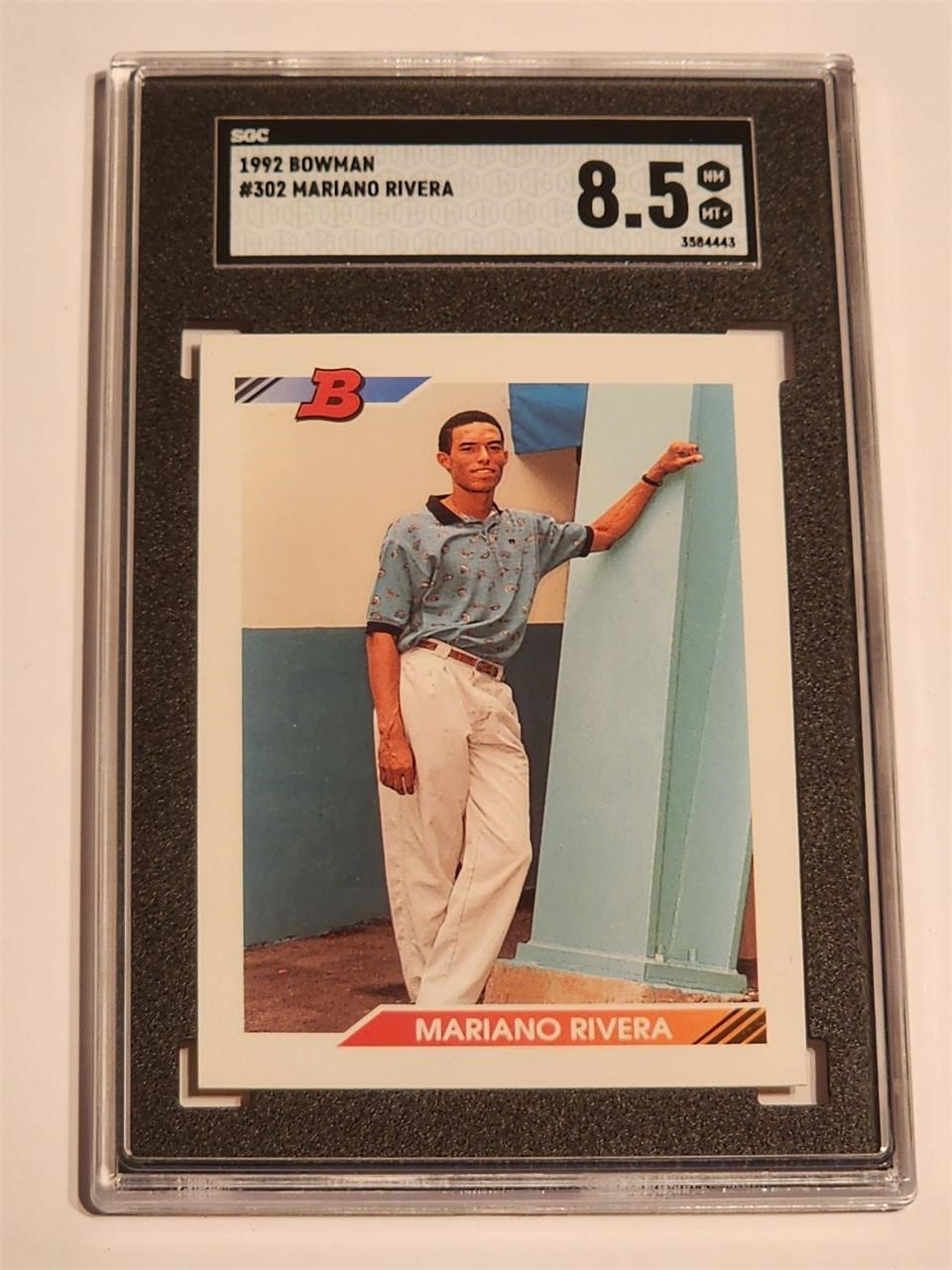 1992 BOWMAN BASEBALL CARD SGC 8.5 MARIANO RIVERA