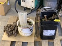 DEALER LOT OF NUTS, BOLTS AND CHAIN LINKS