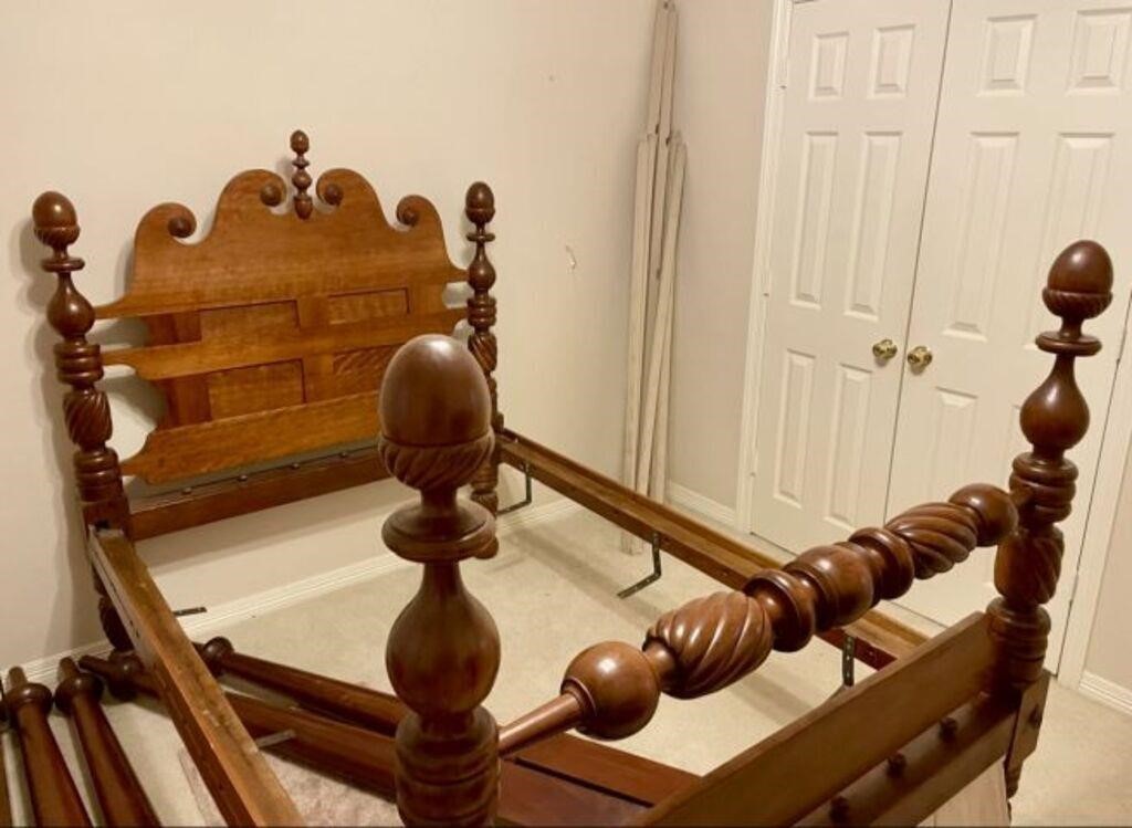 Early American Federal Maple Acorn 4 Poster Bed
